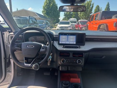 Used 2023 Ford Maverick XLT w/ XLT Luxury Package FWD image 11