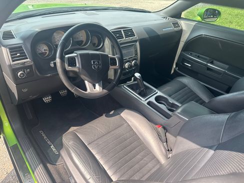 Used 2011 Dodge Challenger R/T RWD image 26
