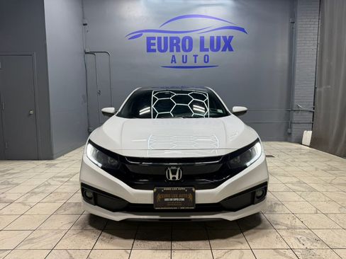 Used 2020 Honda Civic Sport image 2