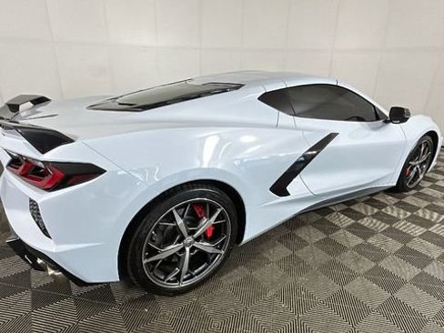 Used 2021 Chevrolet Corvette Stingray Coupe w/ Z51 Performance Package RWD image 2