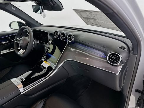 New 2026 Mercedes-Benz GLC 43 AMG GLC 43 AMGﾮ image 32