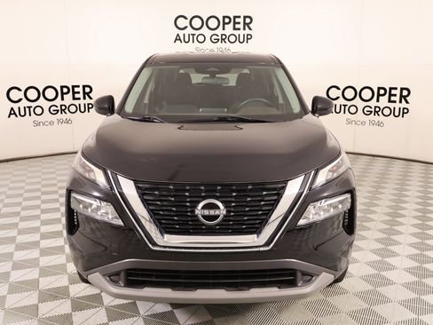 Used 2023 Nissan Rogue SV image 8