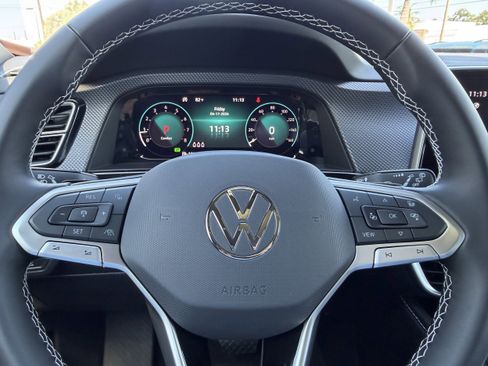New 2026 Volkswagen Atlas Cross Sport SEL AWD/4WD image 31