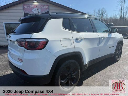 Used 2020 Jeep Compass Latitude image 3
