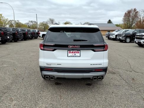 Used 2025 GMC Acadia Elevation AWD/4WD image 4