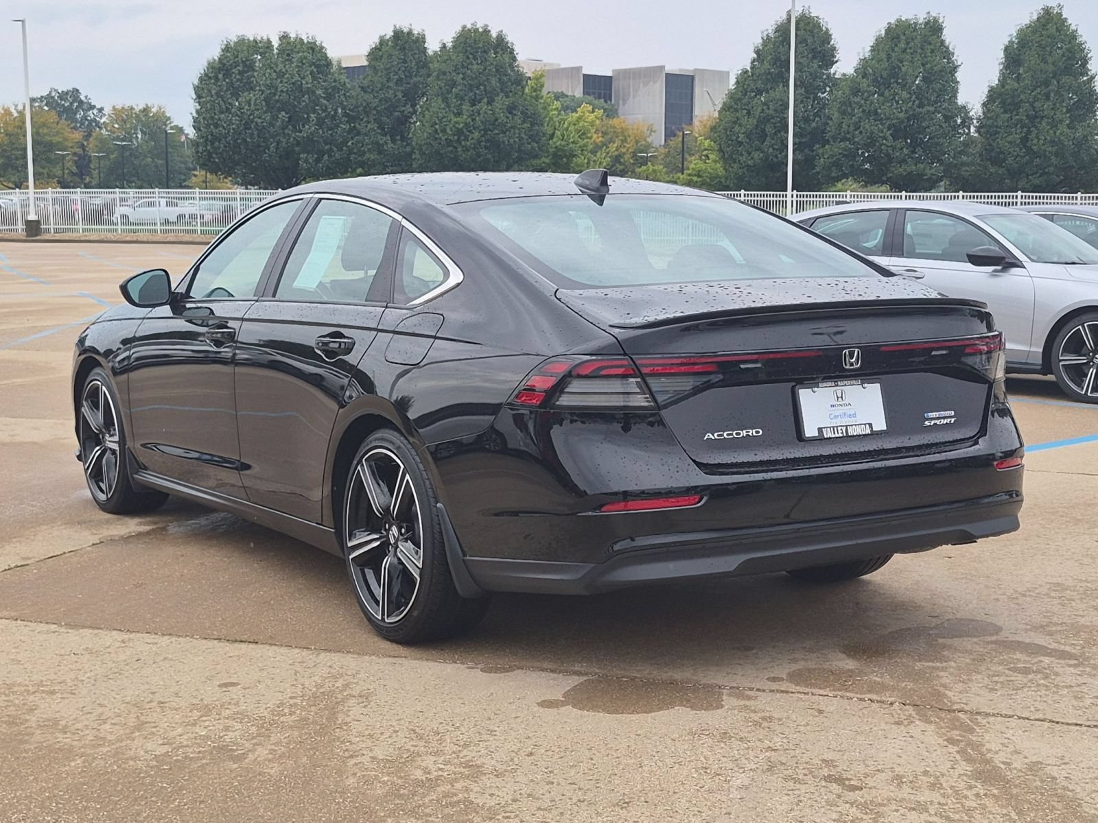 Used 2025 Honda Accord Sport image 8