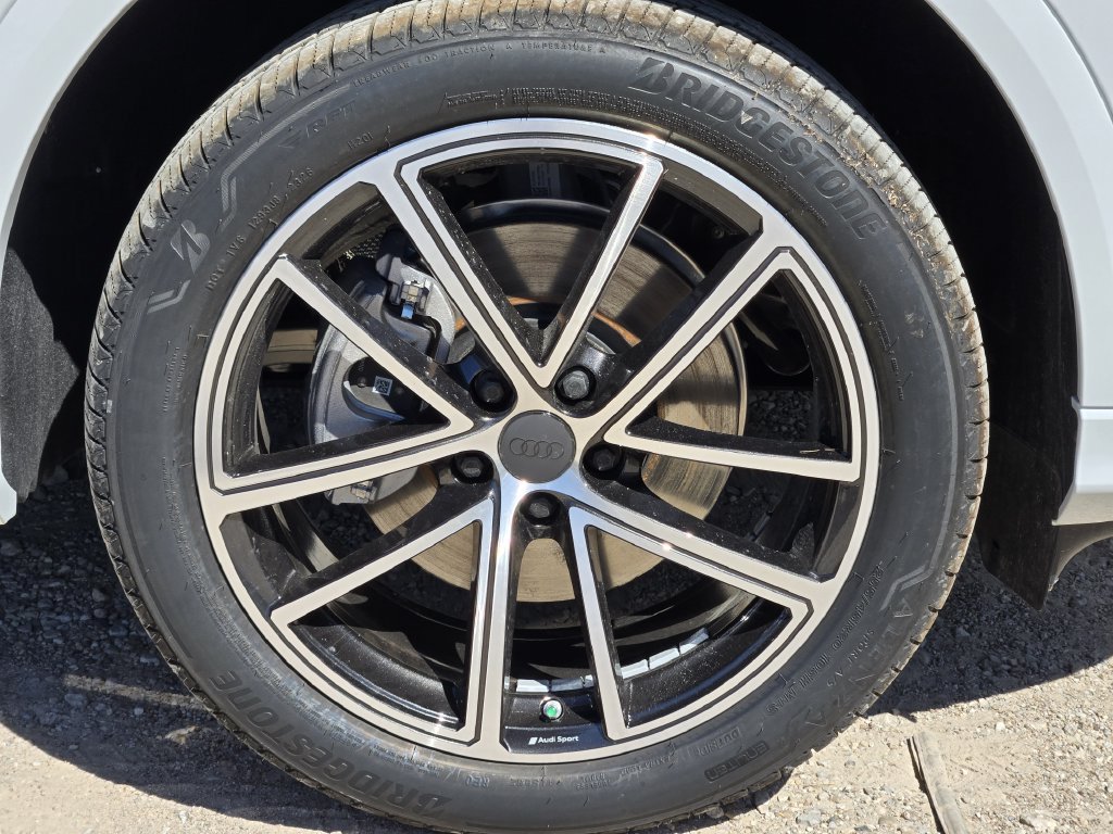 New 2026 Audi Q5 Premium AWD/4WD image 17