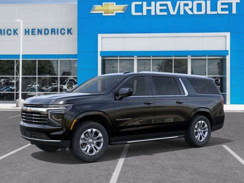 New 2026 Chevrolet Suburban LT image 3