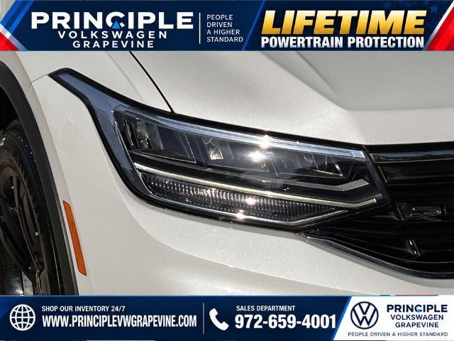 Used 2023 Volkswagen Tiguan SE R-Line FWD image 7