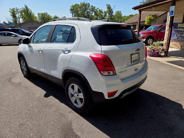 Used 2019 Chevrolet Trax LT w/ LT Convenience Package AWD/4WD image 4