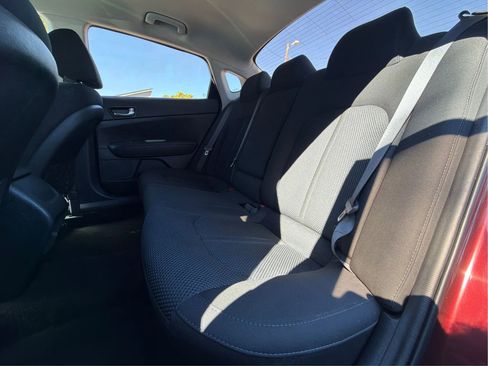 Used 2020 Kia Optima LX image 10