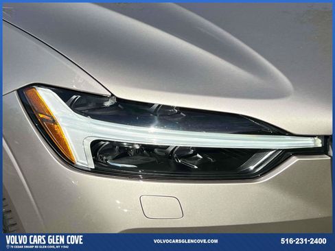 Certified 2023 Volvo XC60 T8 Plus image 7