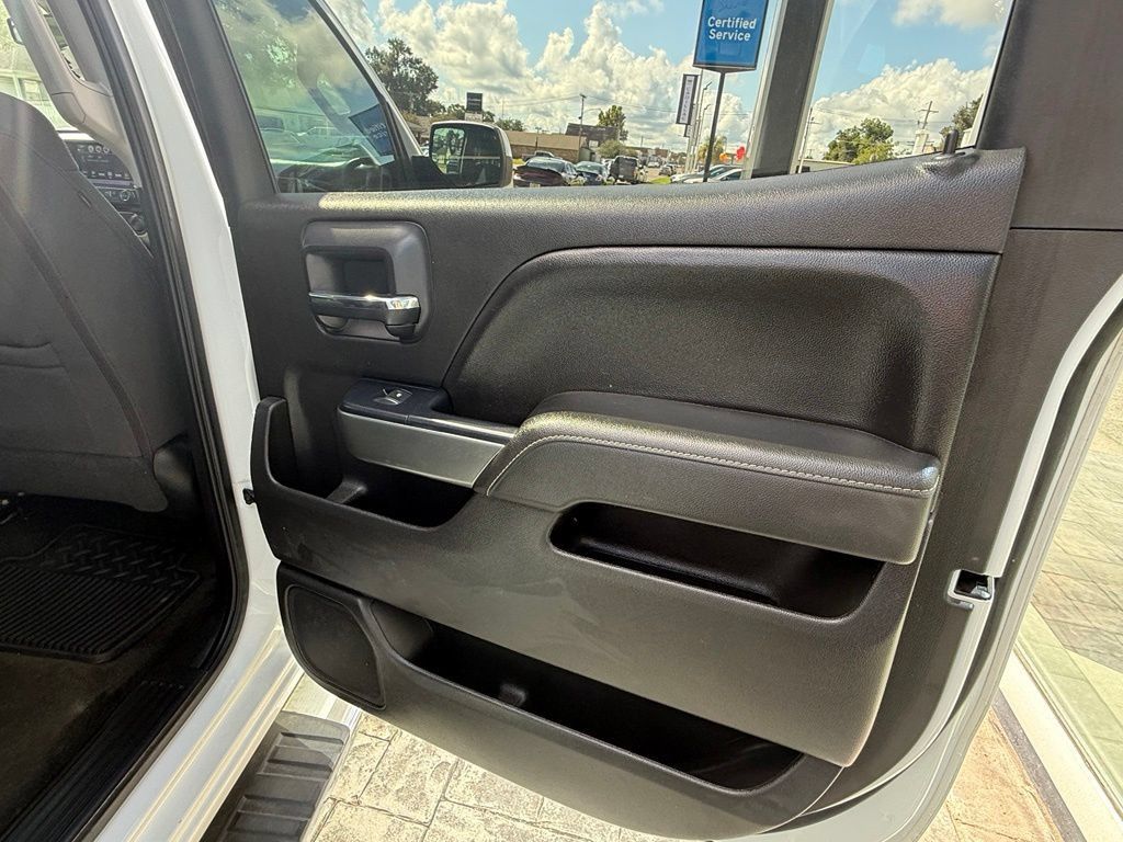 Used 2018 Chevrolet Silverado 1500 LT w/ LT Eassist Package RWD image 23