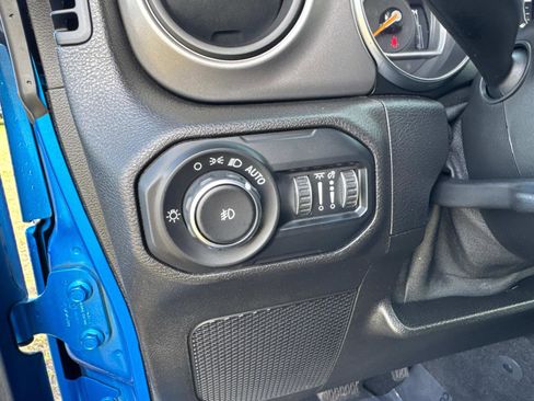 Certified 2021 Jeep Wrangler Unlimited Sport S image 32