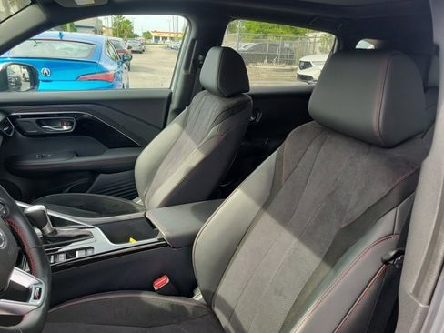 Certified 2025 Acura ADX A-Spec image 9