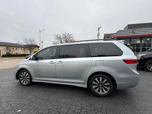 Used 2019 Toyota Sienna LE image 9