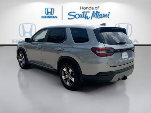 Certified 2024 Honda Pilot EX-L image 5
