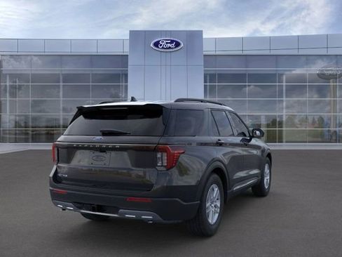 New 2025 Ford Explorer Active w/ Active Comfort Package image 8