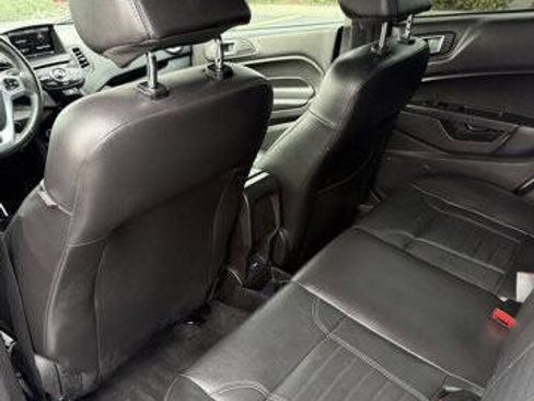 Used 2014 Ford Fiesta Titanium image 22