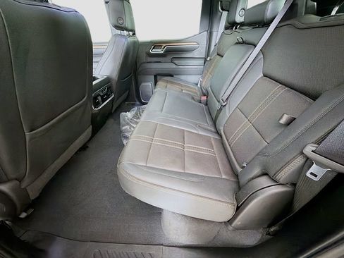 Used 2023 Chevrolet Silverado 1500 High Country AWD/4WD image 29