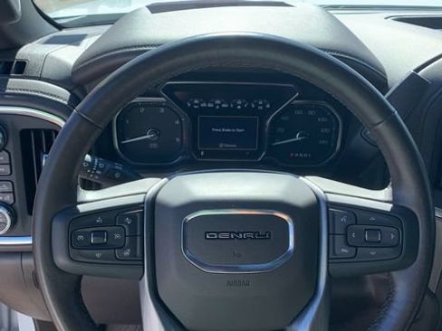Used 2021 GMC Sierra 3500 Denali w/ Denali Ultimate Package AWD/4WD image 24