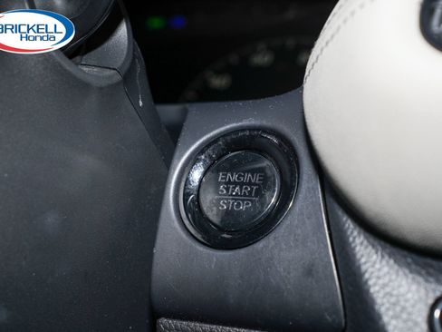 Certified 2024 Honda HR-V LX image 31