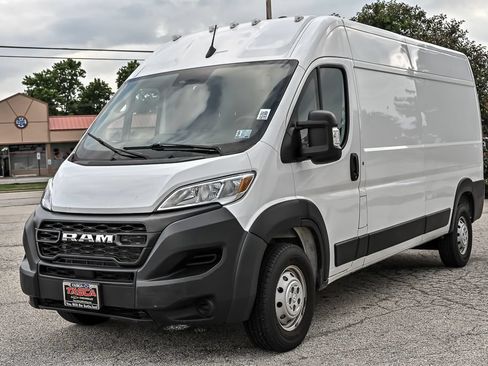Used 2023 RAM ProMaster 2500 FWD image 6
