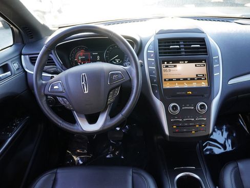 Used 2017 Lincoln MKC Premiere AWD/4WD image 18