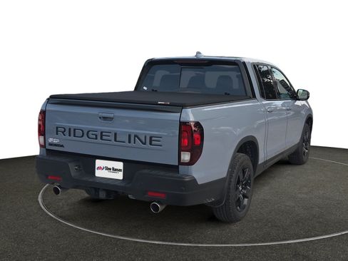 Used 2024 Honda Ridgeline Black Edition image 6