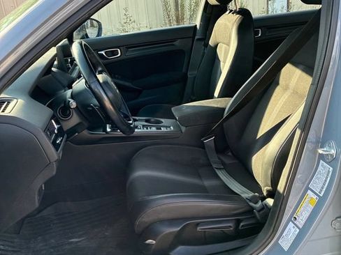 Used 2023 Honda Civic Sport image 12