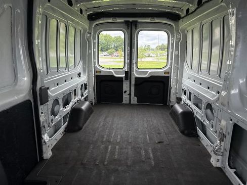 Used 2020 Ford Transit 250 Medium Roof w/ Load Area Protection Package RWD image 29