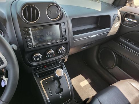 Used 2012 Jeep Patriot Limited FWD image 18