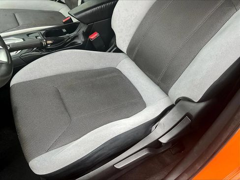 Used 2019 Subaru Crosstrek 2.0i AWD/4WD image 21