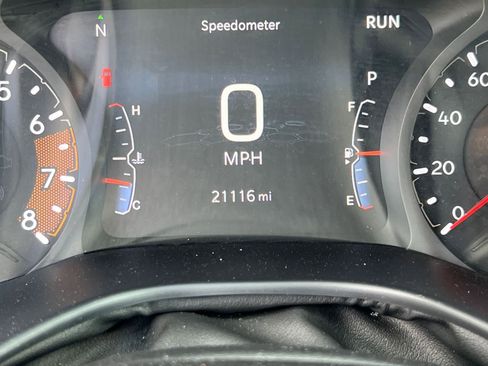 Used 2025 Jeep Compass Trailhawk w/ Trailer Tow Group image 35