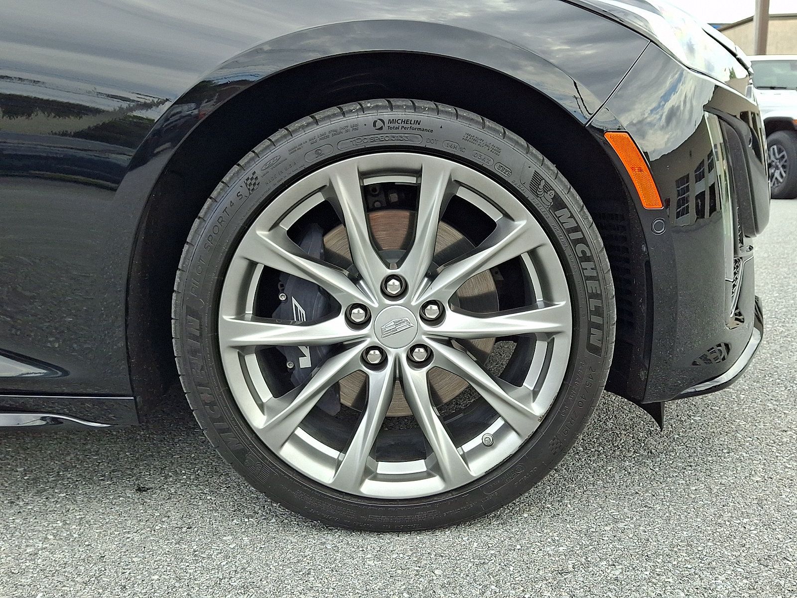 Used 2024 Cadillac CT5 V w/ Premium Package AWD/4WD image 9