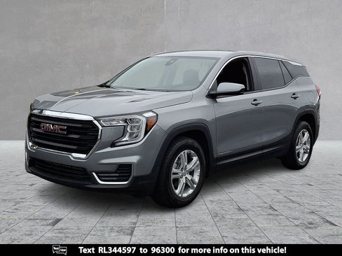 Certified 2024 GMC Terrain SLE FWD image 1