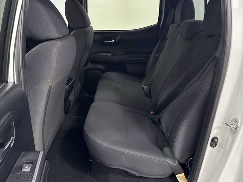 Certified 2018 Toyota Tacoma TRD Sport image 24