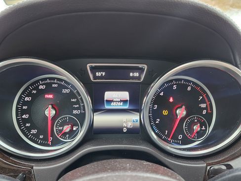 Used 2018 Mercedes-Benz GLS 450 4MATIC image 8