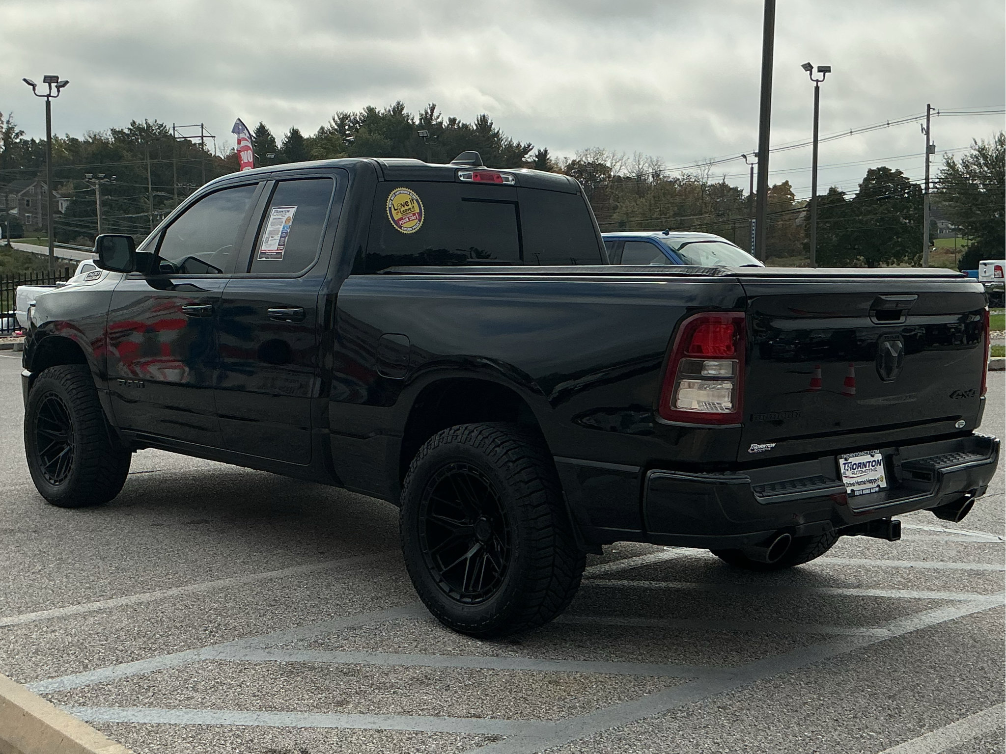 Used 2022 RAM 1500 Big Horn w/ Night Edition AWD/4WD image 6