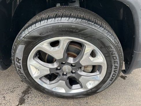 Used 2019 Jeep Compass Limited image 49