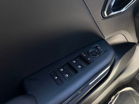 New 2026 Kia K4 EX image 12
