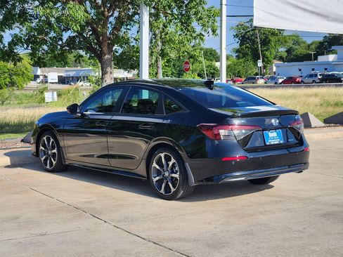 Used 2025 Honda Civic Sport image 7
