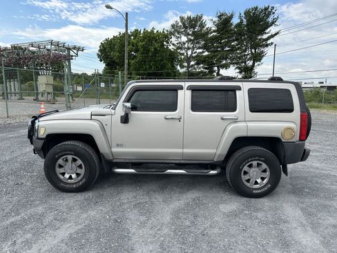 Used 2007 HUMMER H3 AWD/4WD image 5