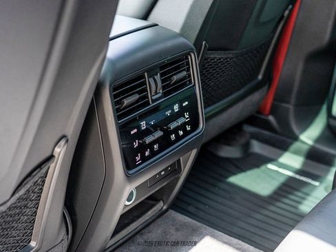 Used 2024 Porsche Cayenne S image 44