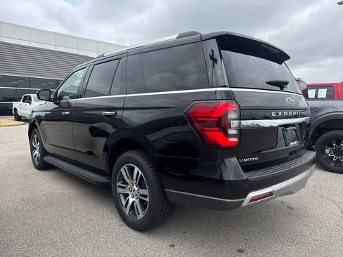 Used 2024 Ford Expedition Limited AWD/4WD image 12