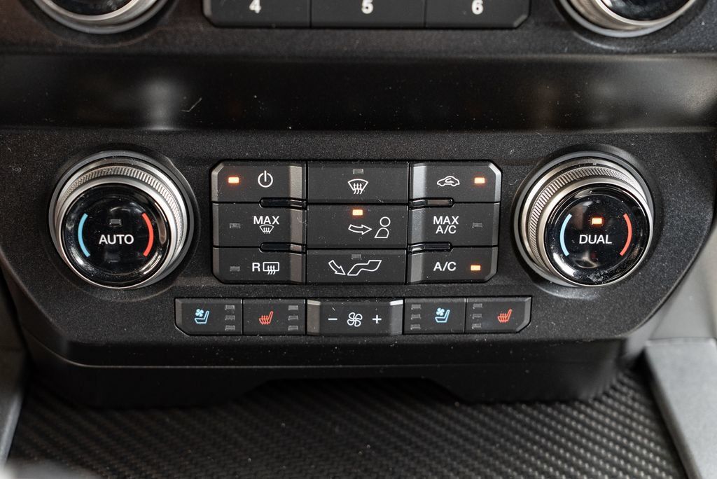 Used 2020 Ford F150 Raptor w/ Equipment Group 802A Luxury AWD/4WD image 19