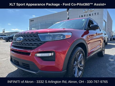 Used 2022 Ford Explorer XLT w/ Equipment Group 202A image 1