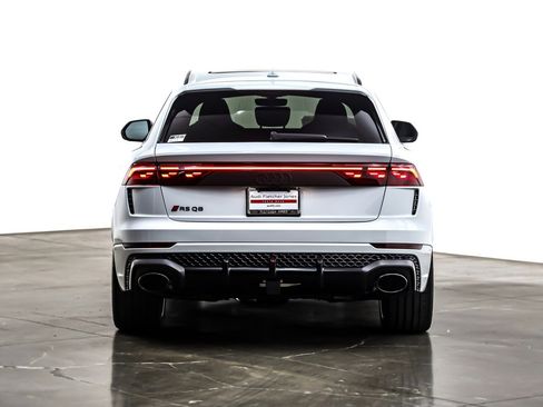 New 2026 Audi RS Q8 performance image 3