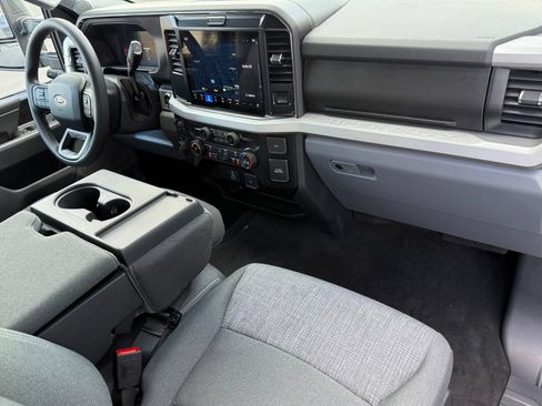 New 2026 Ford F350 XLT w/ XLT Premium Package AWD/4WD image 21