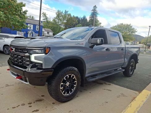 Certified 2024 Chevrolet Silverado 1500 ZR2 image 3